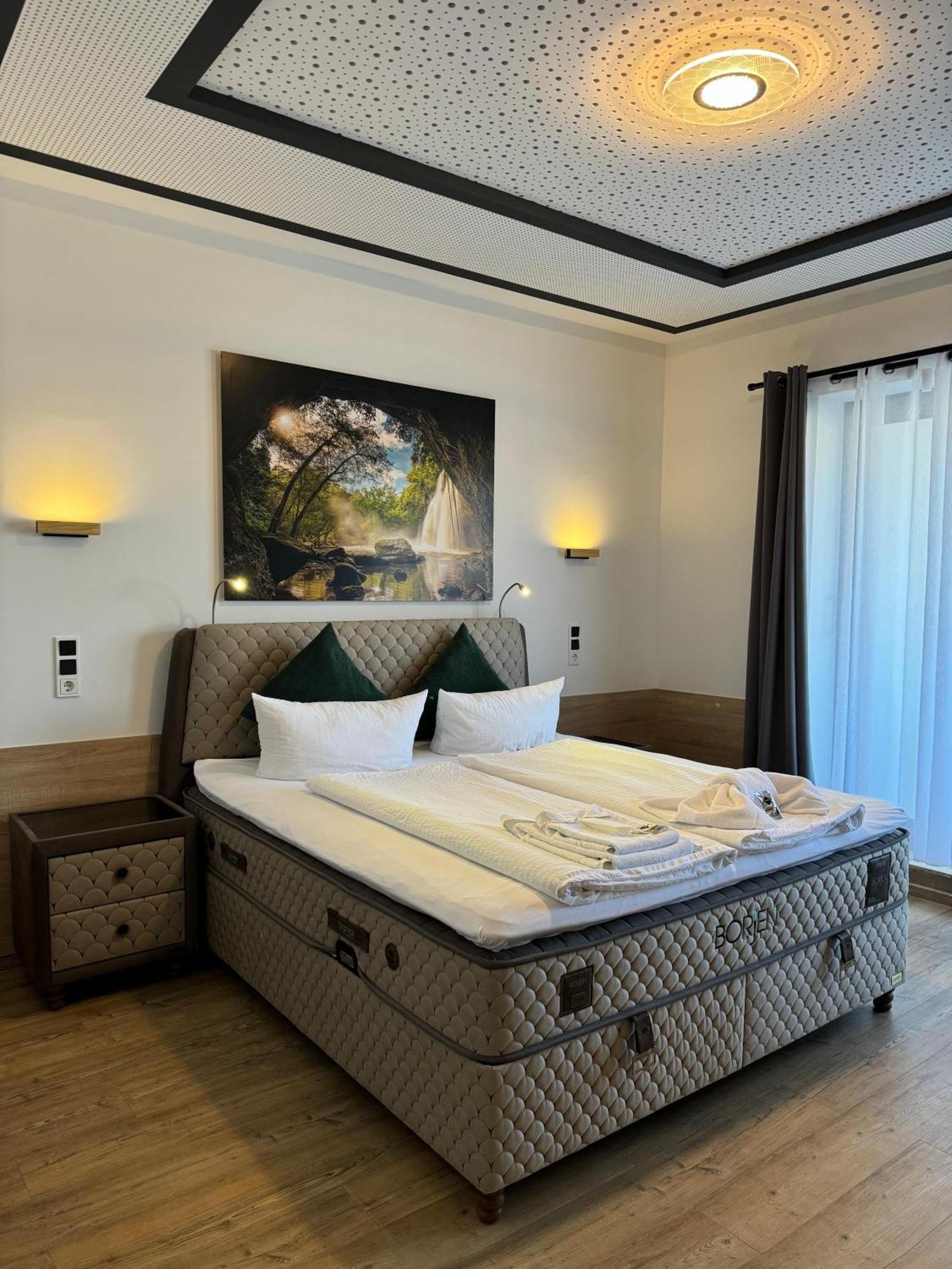 Hotel Montenegro Worms Eksteriør bilde